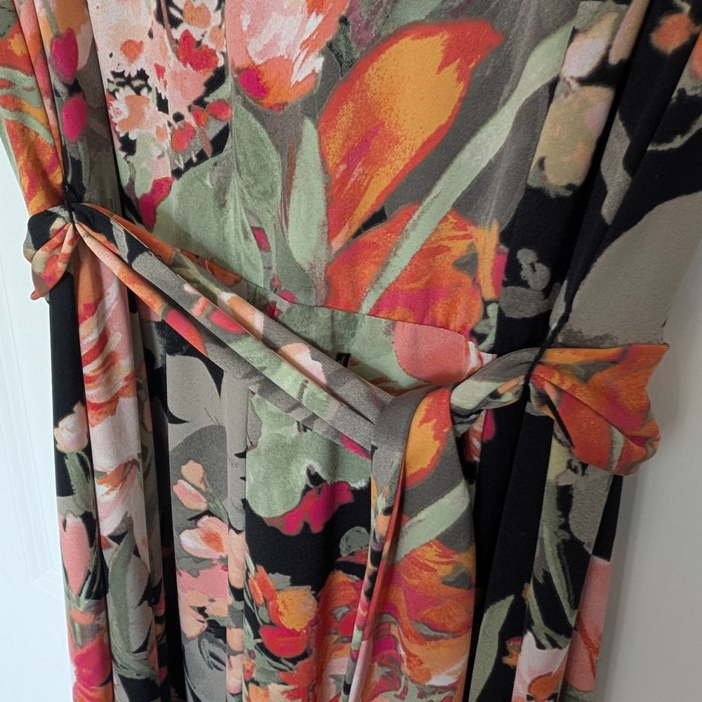 Shelby & Palmer Women's Size 12 Black/Multi Floral Maxi Dress - Picture 4 of 12